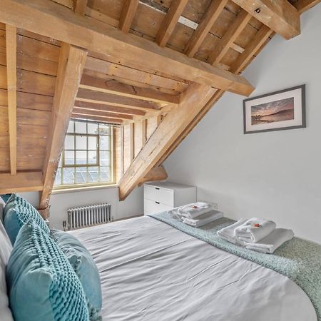 Luxury 2 Bed Apartment In Historic Royal William Yard Plymouth Exterior photo