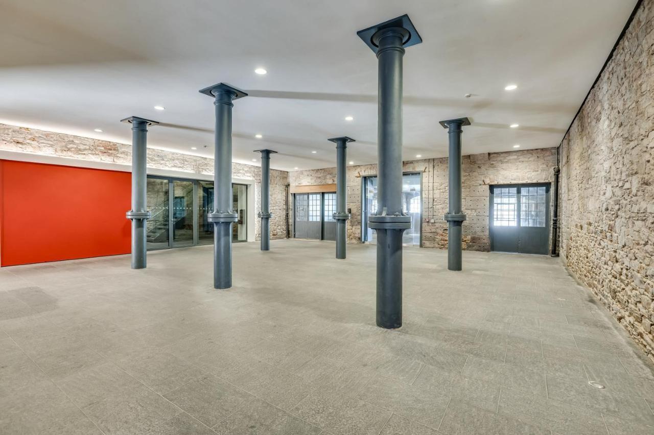 Luxury 2 Bed Apartment In Historic Royal William Yard Plymouth Exterior photo