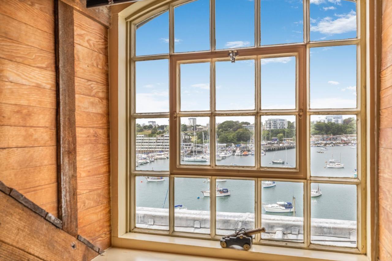 Luxury 2 Bed Apartment In Historic Royal William Yard Plymouth Exterior photo